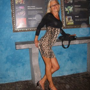 Naturiste, amoureuse du plein air Mireille - rencontre-Cougar-Périgueux