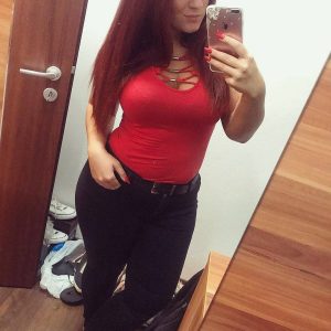 Nina/42 ans, ouverte à l’inattendu Nina - rencontre-Libertine-Soissons