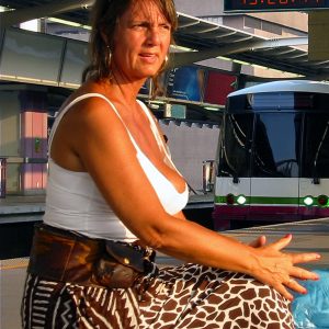 L’automne s’installe, je reste nue chez moi Fabienne - rencontre-Naturiste-Nantes