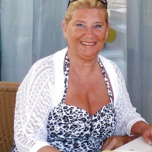 Chaud aussi à mon âge Geneviève - rencontre-Ronde-Marseille