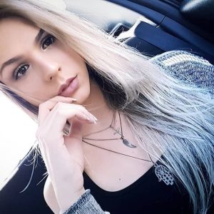 À la recherche de complicité et d’aventures nocturnes Inès - rencontre-Teen-Chalon-sur-Saône