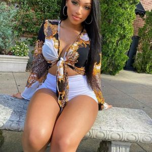 Je cherche à m’amuser ! Lucia - rencontre-Teen-Saint-Étienne