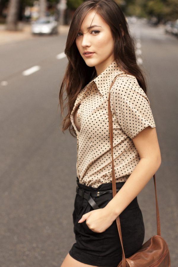 Douce brune cherche expérience torride à Lyon rencontre-profil-lyon-nijD